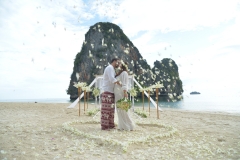 Railay-Bay-Secular-Wedding-Package-Ana-and-Fabricio-07