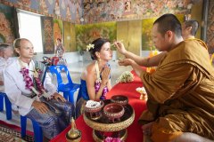 krabi-buddhist-blessing-elena-evgeniy_09
