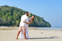 Phi-Phi-Beach-Wedding-Ceremony-Package-Fernanda-Thiago-12