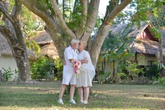 Lanta-Beach-Wedding-Ceremony-Package-Francoise-Daniel-02