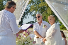 Lanta-Beach-Wedding-Ceremony-Package-Francoise-Daniel-10