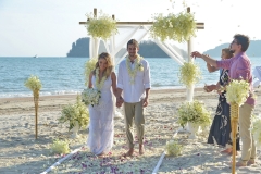 1_Krabi-Beach-Buddhist-Blessing-Package-Laura-Paulo-64