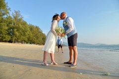1_Phuket-Beach-Wedding-Package-Leanne-Paul-36