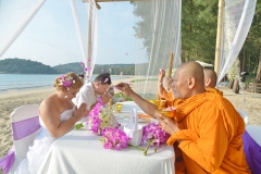1_Phuket-Beach-Renew-Buddhist-Wedding-Package-Marta-Raul-10