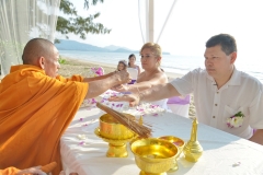 1_Phuket-Beach-Renew-Buddhist-Wedding-Package-Marta-Raul-12