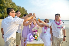 1_Phuket-Beach-Renew-Buddhist-Wedding-Package-Marta-Raul-45