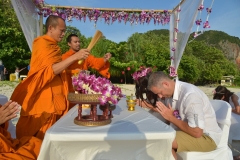 1_Railay-Bay-Thai-Wedding-Ceremony-Package-Monika-Gary-08