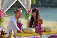 1_Railay-Bay-Thai-Wedding-Ceremony-Package-Monika-Gary-16