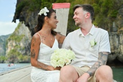 Railay-bay-secular-beach-wedding_06