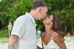 Railay-bay-secular-beach-wedding_11