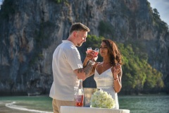 Railay-bay-secular-beach-wedding_19