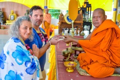 Khaolak-temple-blessing_09