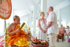 Phuket_temple_blessing_06_resize