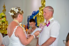 Phuket_temple_blessing_07_resize