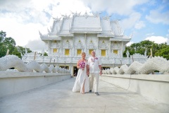 Phuket_temple_blessing_14_resize